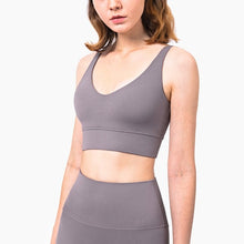 Load image into Gallery viewer, Scoop neck bra
