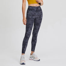 Load image into Gallery viewer, Campus Leggings
